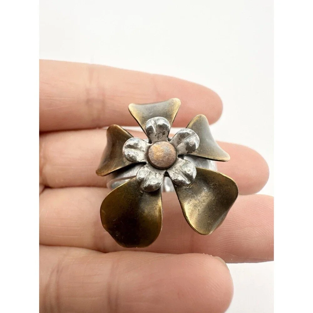 Mixed Metal Flower Statement Ring Size 9